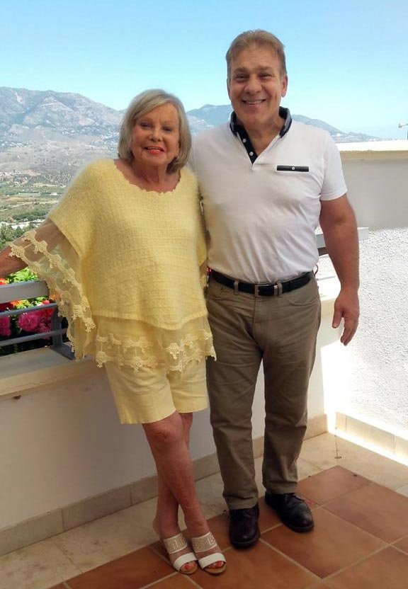Felicity With Peter Willoughby Felicity With Peter Willoughby